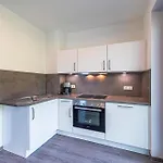 Shanti-suite Mit Dachterrasse, Kamin&sauna Am Krakower *