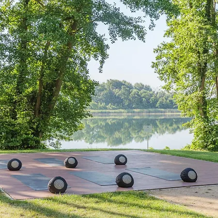 Shanti-suite Mit Dachterrasse, Kamin & Sauna Am Krakower 克拉科夫西