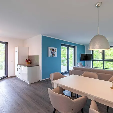 Shanti-suite Mit Dachterrasse, Kamin & Sauna Am Krakower 公寓 *